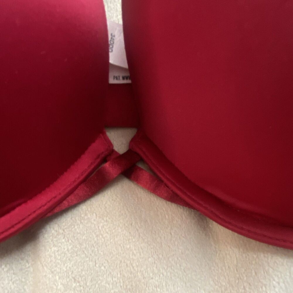 Victoria's Secret Very Sexy Push Up Bra Red 34DDD Rhinestone Adjustable - Picture 3 of 9
